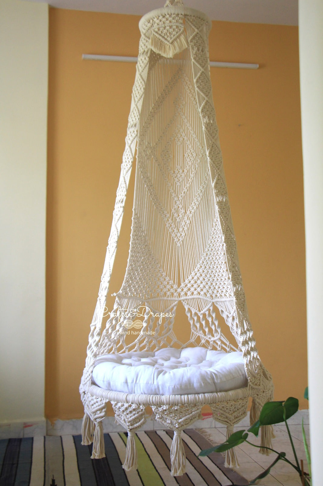 Creating a Relaxing Outdoor Oasis with Macrame Decor